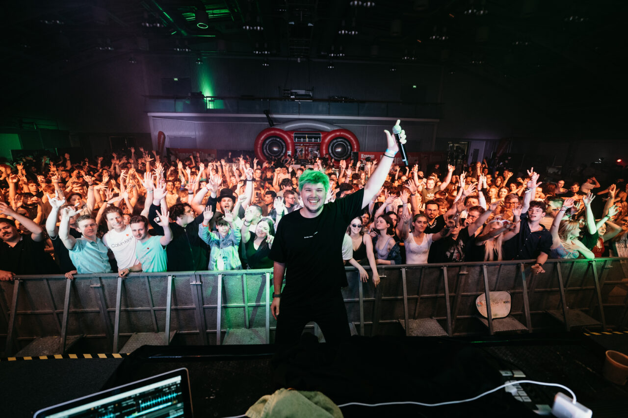 Zwischen DJ-Booth und Bürgermeisteramt